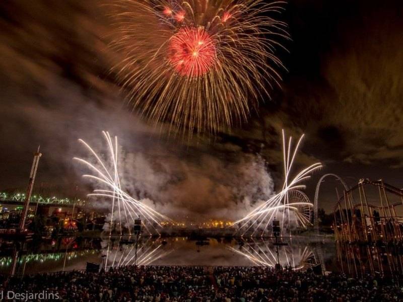 Montreal - L'International Des Feux Loto-Quebec